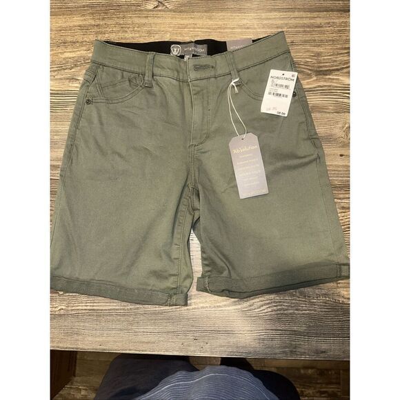 WIT & WISDOM Womens Size 00 'Ab' Solution Stretch Twill Shorts Olive Green. T - Picture 2 of 12